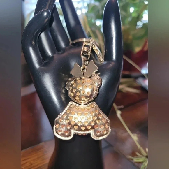 COPY - Bag Charm of female bear - Picture 2 of 4